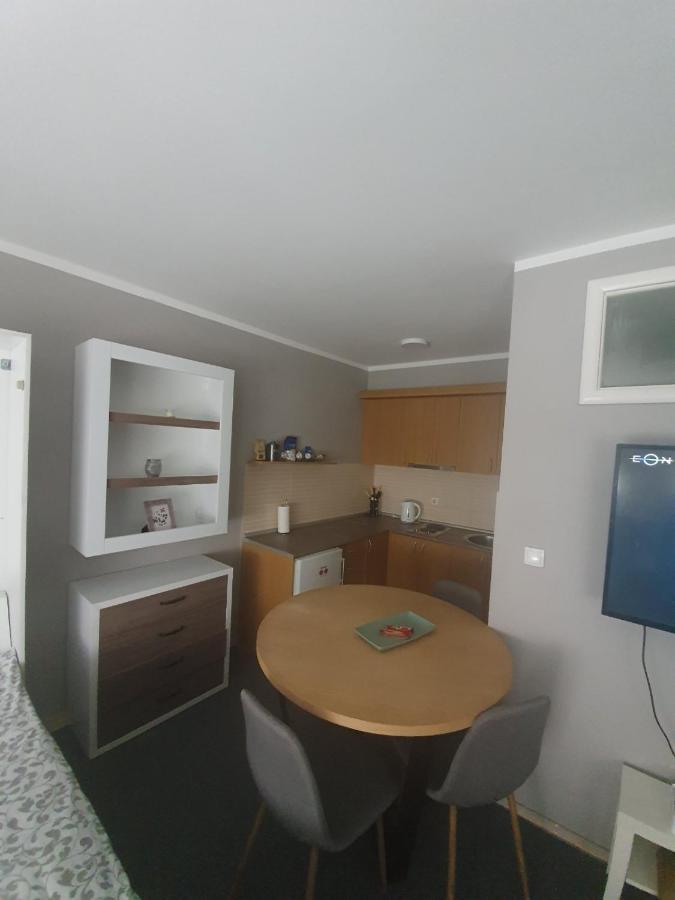 Madea Apartments Нови-Сад Экстерьер фото