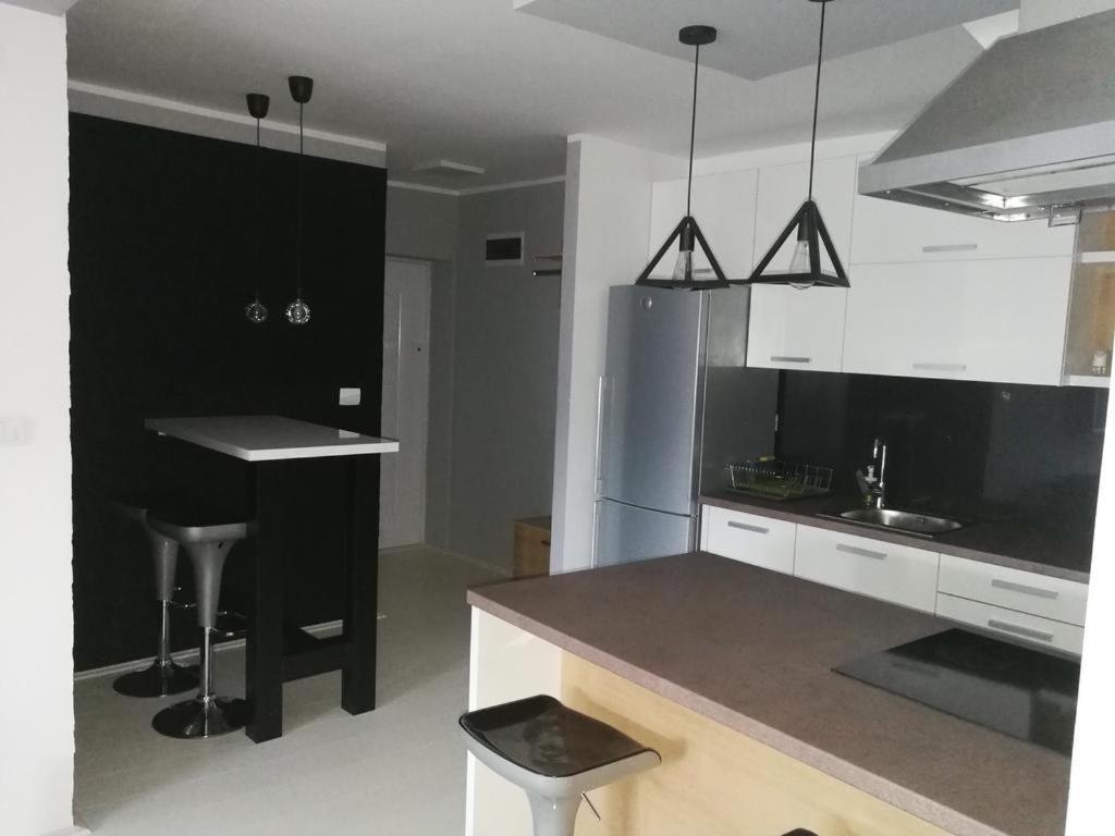 Madea Apartments Нови-Сад Экстерьер фото