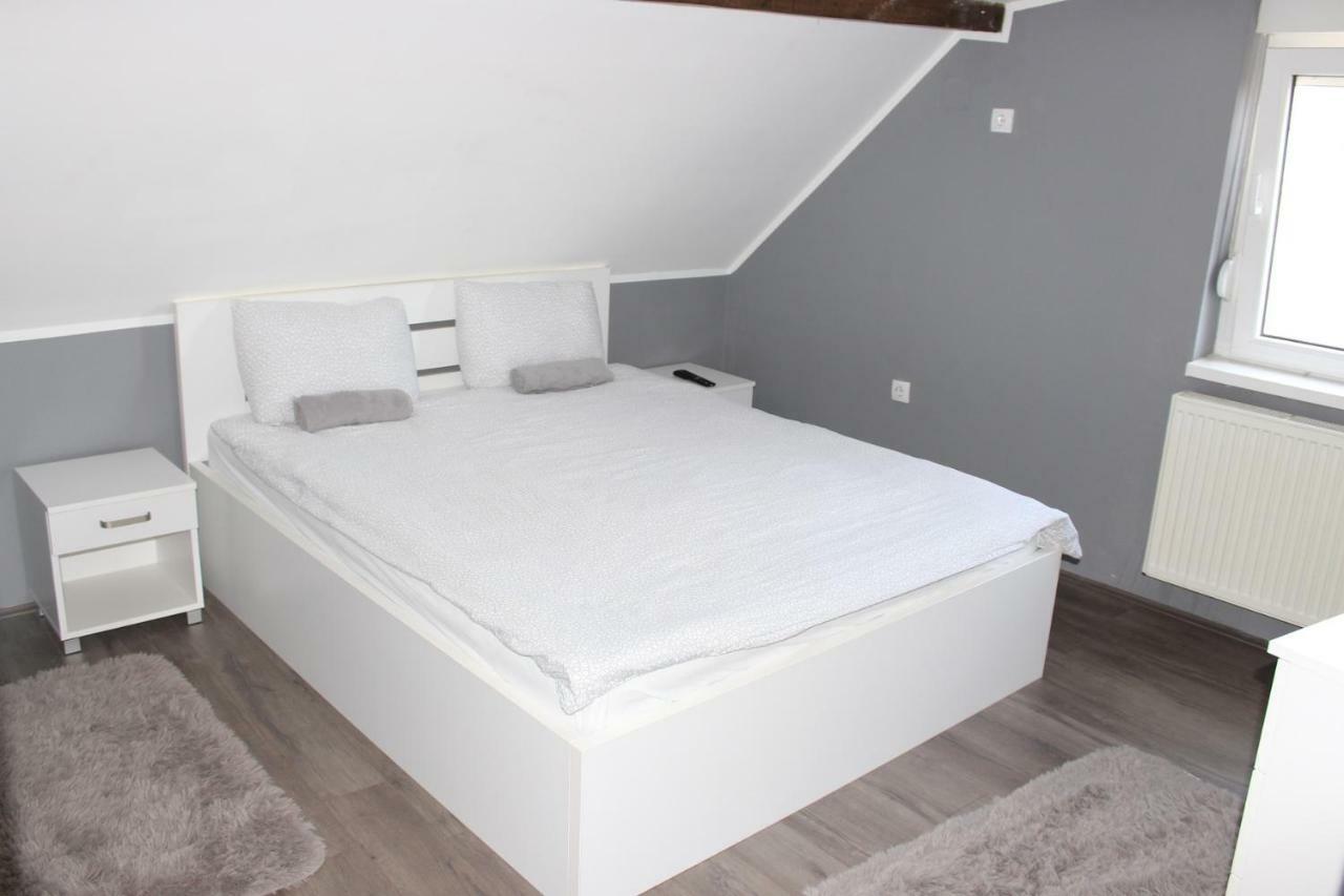 Madea Apartments Нови-Сад Экстерьер фото